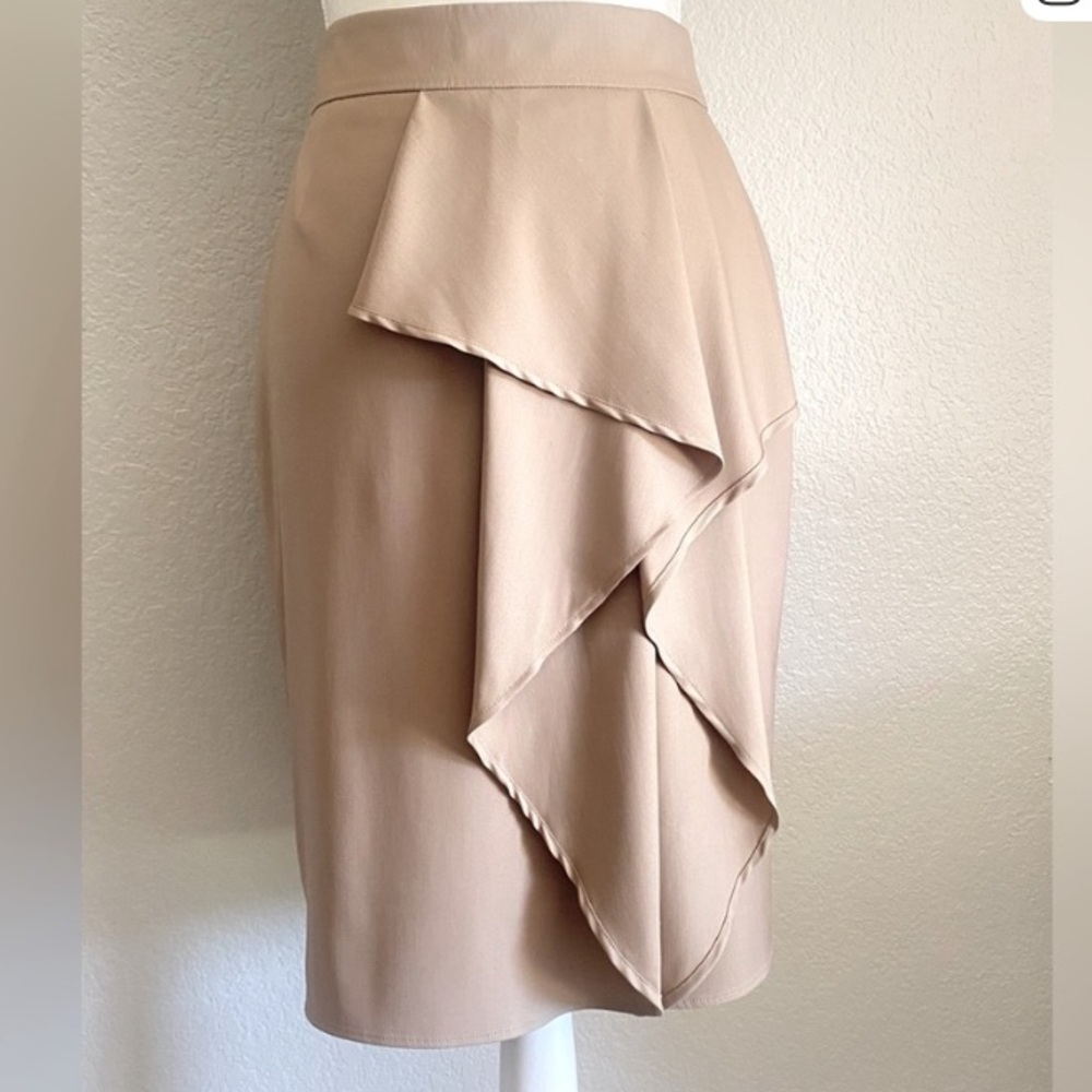 Hugo Boss Dress Preowned Pristine Condition
Sz 2